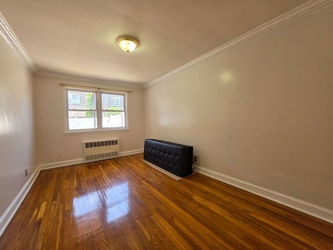 Photo - 2052 E 60th St Unit #1