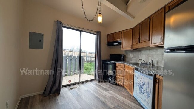 Photo - 4560 Excalibur Ct