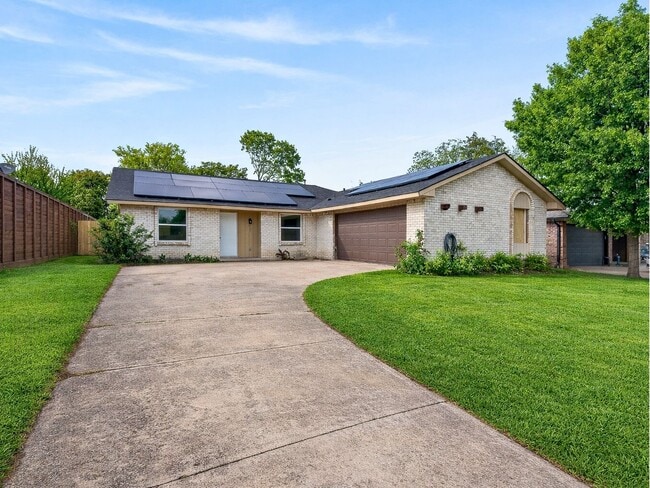 Photo - 709 Brookview Dr