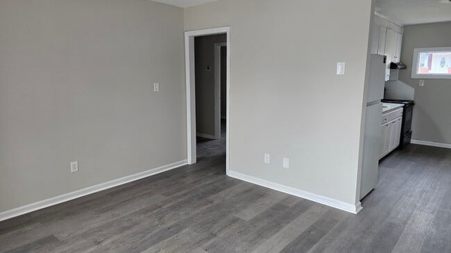 Photo - 214 N Discovery St