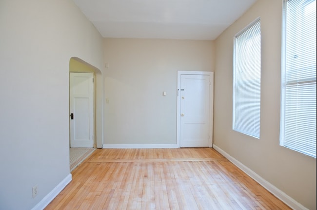 Photo - 1 BD/1BA w Heat near Brady