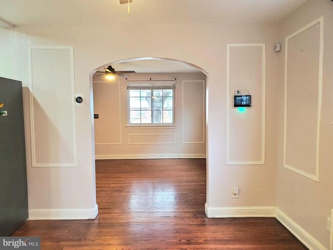 Photo - 30 53rd St SE