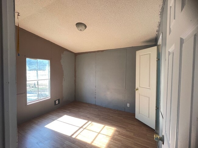 Photo - 3 BR 2 Bath 1,280 sq ft singlewide mobile ...