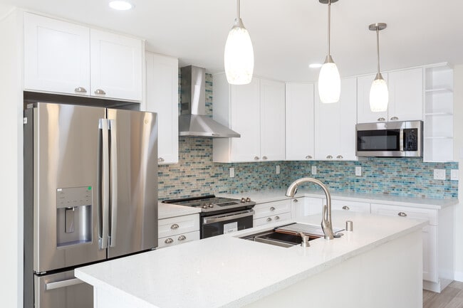 Photo - 2222 Carmel Valley Road Unidad #4