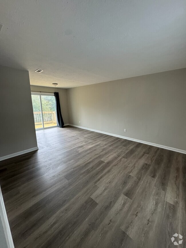 Building Photo - 2114 Vandivere Rd Unit B Rental