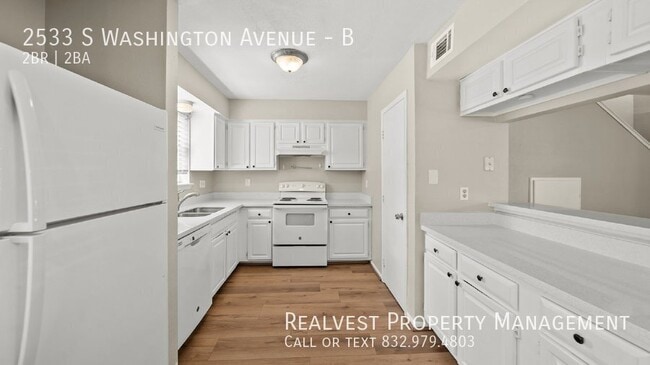 Photo - 2533 S Washington Ave Unit B