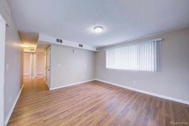 Photo - 217 Glenmoor St Unit 219 up