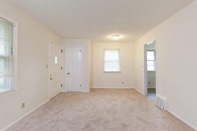 Photo - 5401 Xylon Ave N