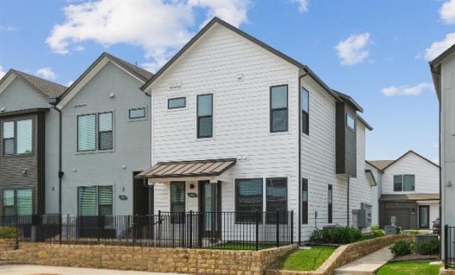 Photo - 2300 S McDonald St Townhome