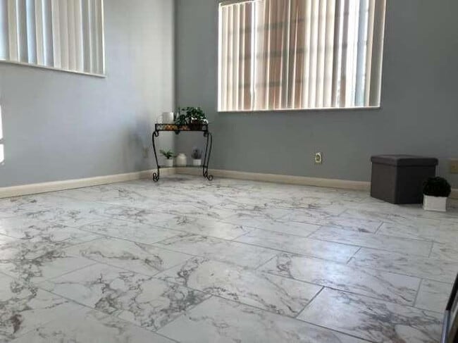 Photo - 317 Lake Evelyn Dr