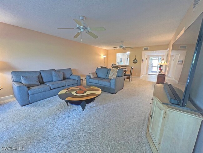 Photo - 15400 Cedarwood Ln Unit 102
