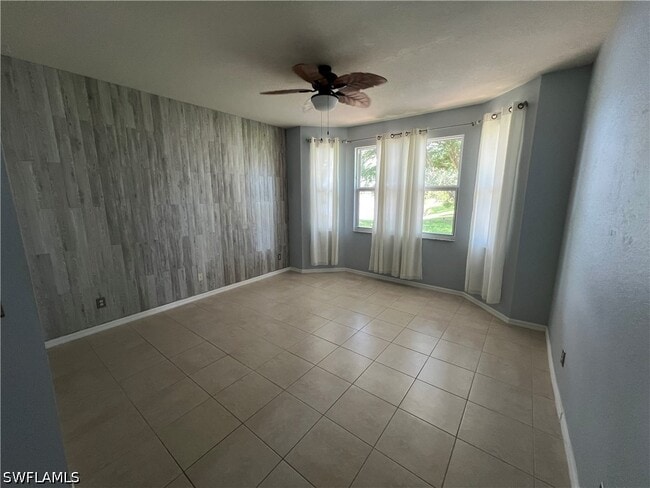 Photo - 608 Crossfield Cir