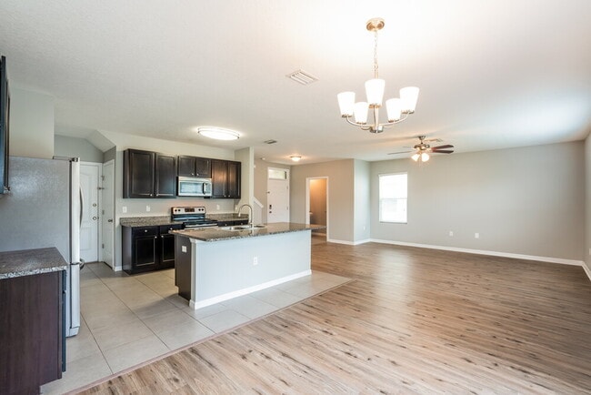 Photo - 1809 Greenwood Valley Dr