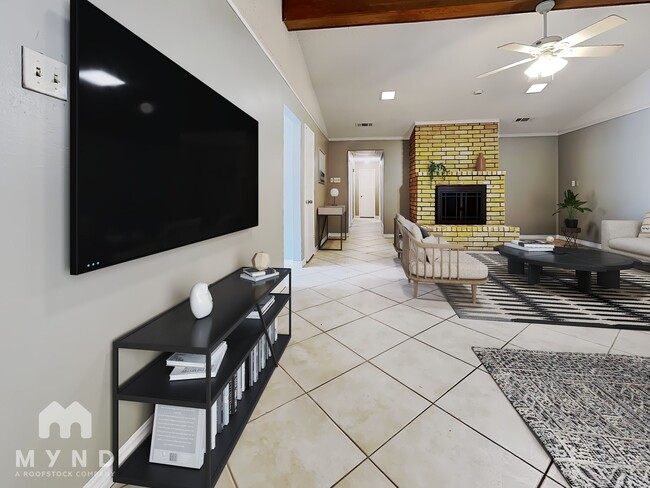 Photo - 314 Towne House Ln