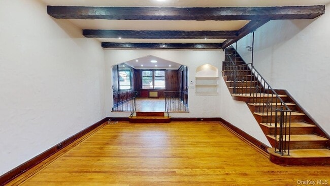 Photo - 90-09 68th Ave