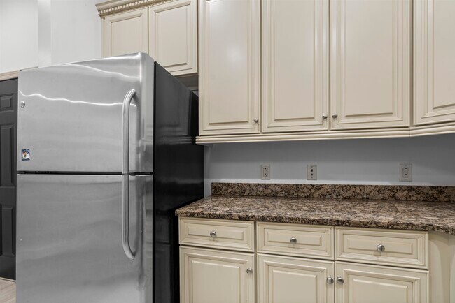 Photo - 7400 River Rd Unit 116