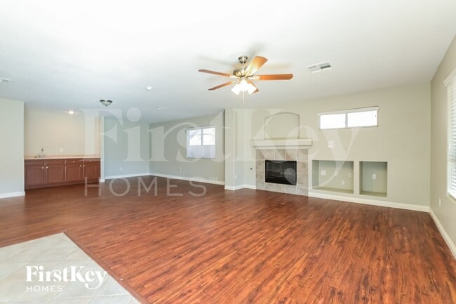 Photo - 655 Corona Run Ave