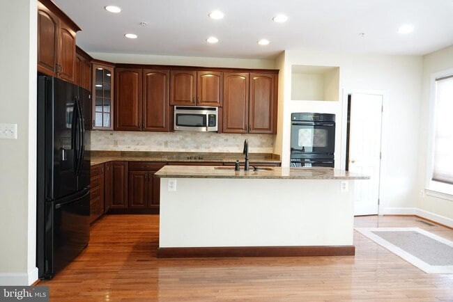 Photo - 1112 Pleasant Dr