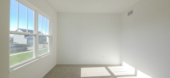 Photo - 3756 Fender St