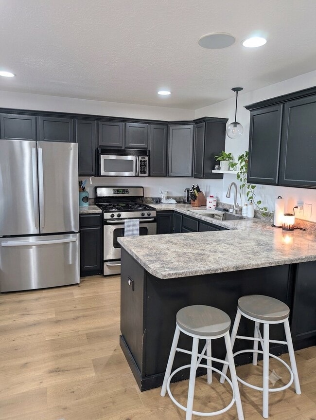 Photo - 1275 W Bridlewood Lp