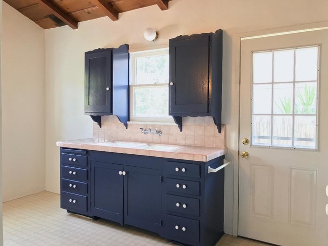 Photo - 3827 Park Pl