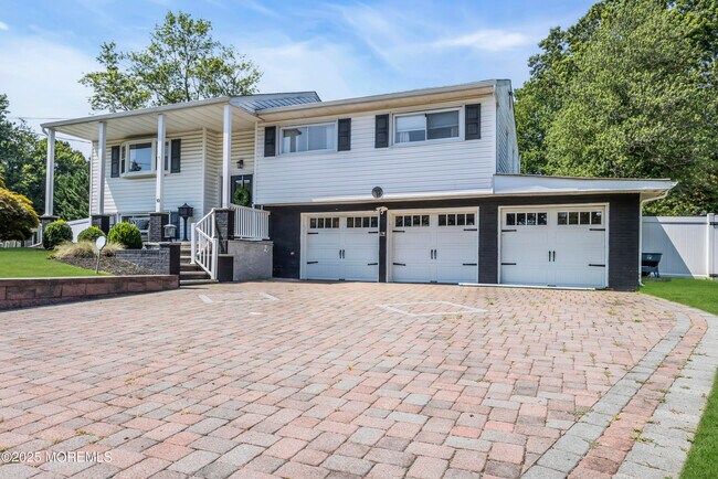 Photo - 10 Linda Cir