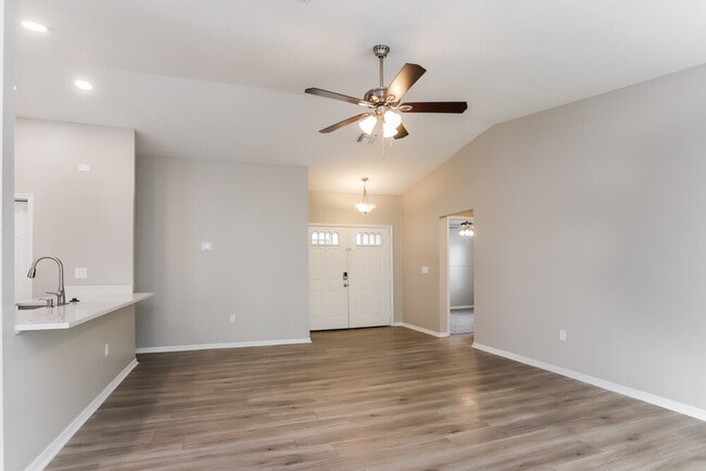 Photo - 12873 Pineway Dr