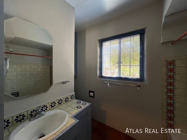Photo - 2732 N Martin Ave