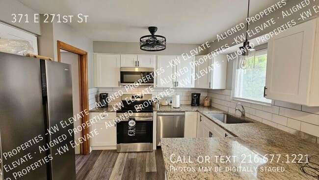 Photo - 371 E 271st St