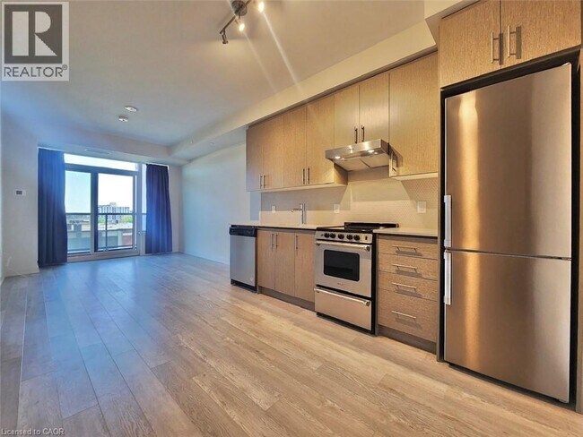 Photo - 212 King William St Unit 723