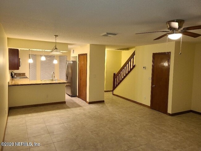 Photo - 5673 Bennington Dr