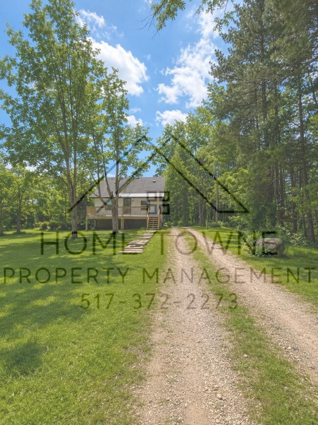 Building Photo - 6809 Nixon Rd