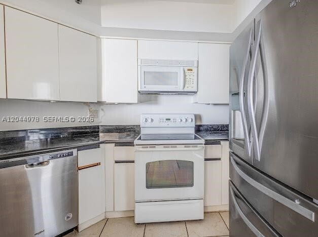 6767 Collins Ave Unit 1608