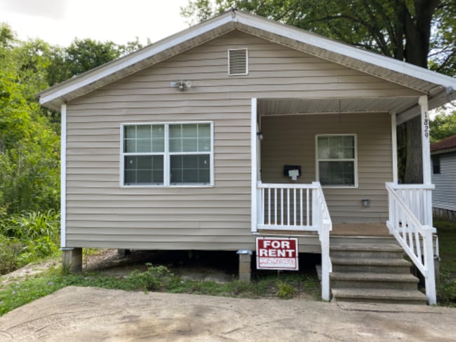 Building Photo - 1829 California St Rental