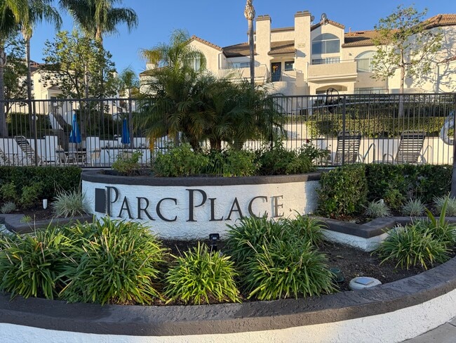 Building Photo - 13133 Le Parc Unit 305