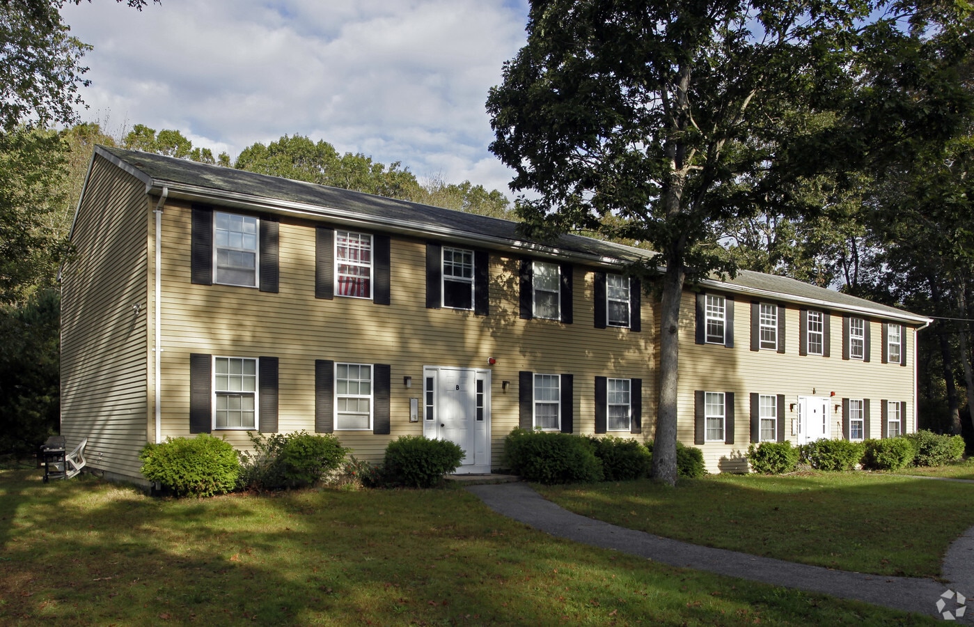 Yawgoo Valley Apartments - Yawgoo Valley Apartments