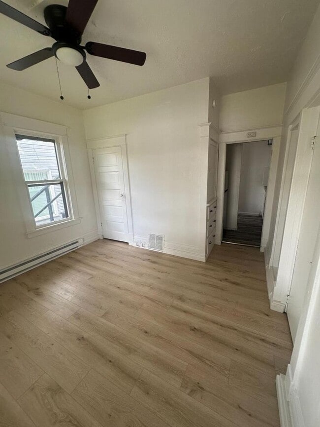 Photo - 5008 N Nelson St Unidad #B