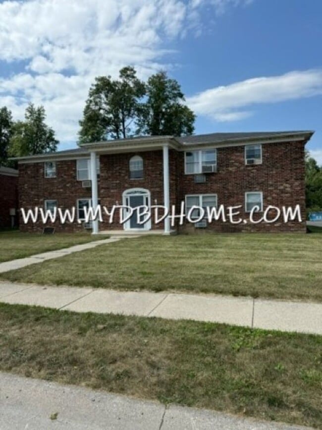Building Photo - 6305 Nina Dr Unit #3