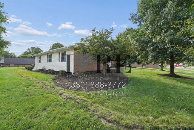 Photo - 10 Buckeye Blvd