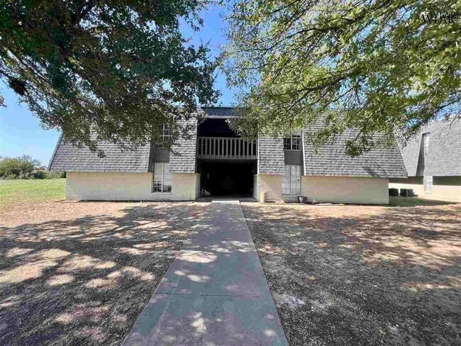 Photo - 1509 Trigg Ln