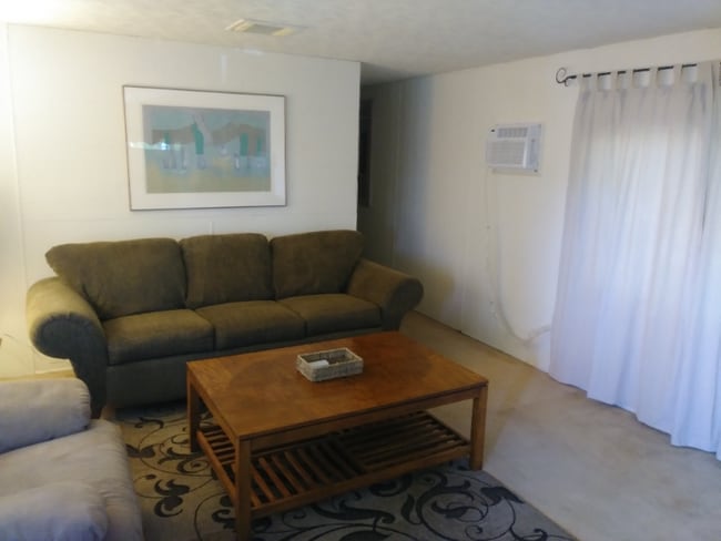Photo - 202 Chisholm Ave