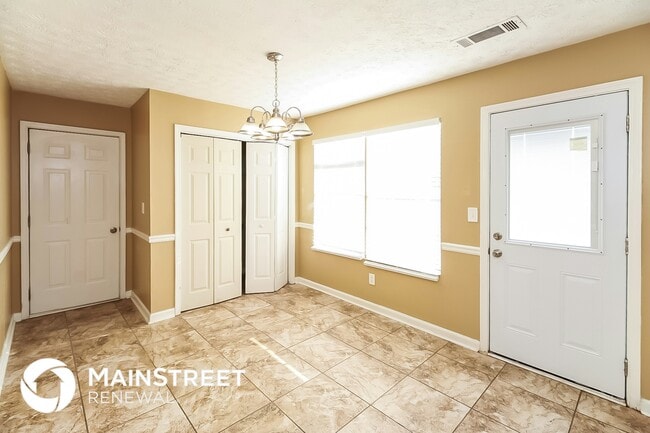 Photo - 9439 Sleepy Hollow Ln