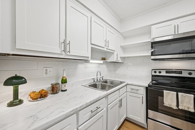 Raccoon Creek Apartments