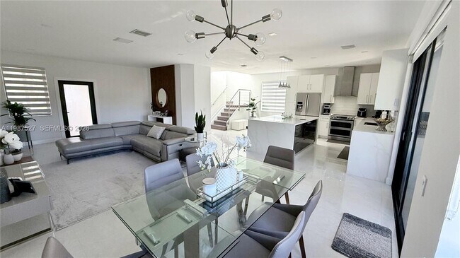 Photo - 1392 Canary Island Dr