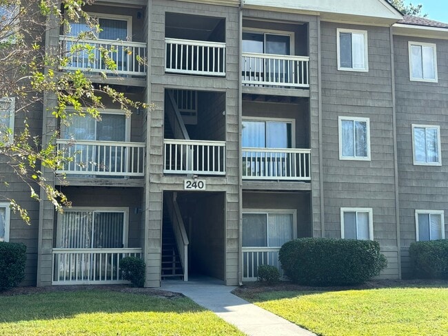 Photo - 2 Bedroom 2 Bath condo 2nd floor end unit at Myrtle Greens