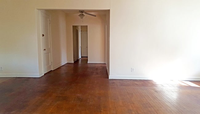 Photo - 1912 E Linnwood