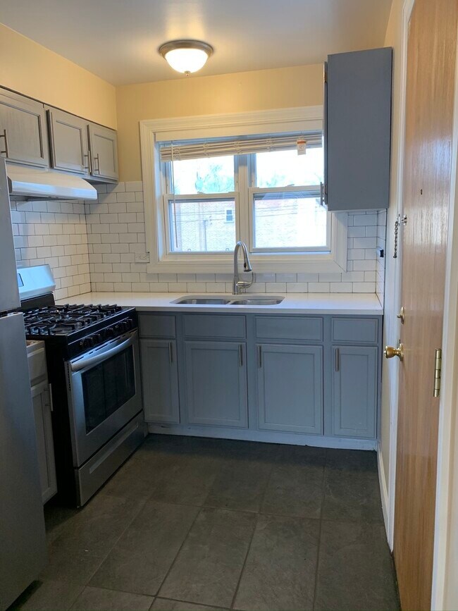 Photo - 7439 N Winchester Ave Unidad 201