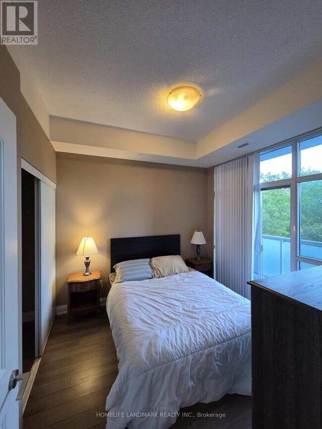 Photo - 8763 Bayview Ave Unit 236
