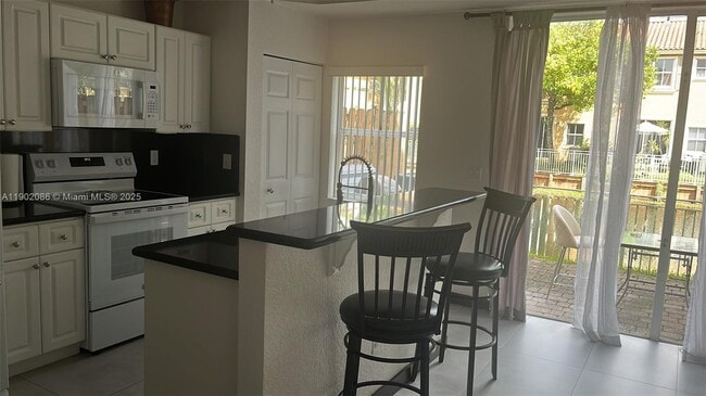 Photo - 4932 Tradewinds Ter