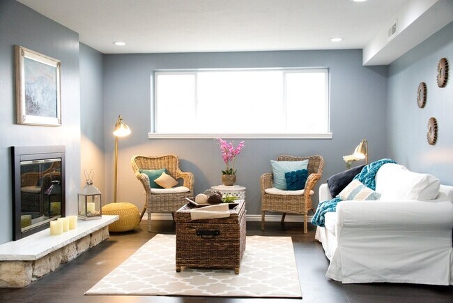Building Photo - 7011 Ponderosa Dr Unit 2 Rental